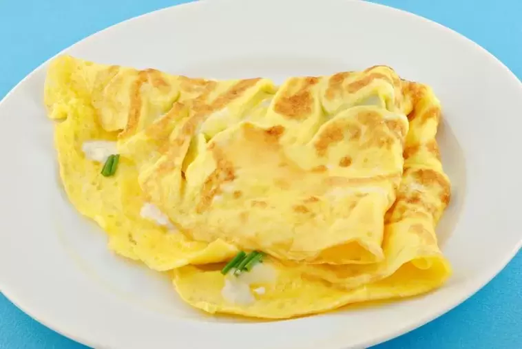 uglevodsiz parhez uchun pishloqli omlet